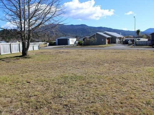 5 Ngahana Place, Turangi