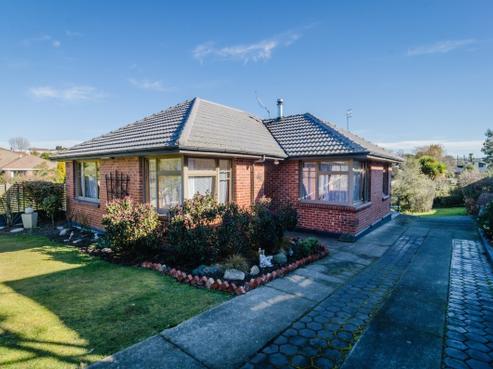 40 Avenue Road, West End