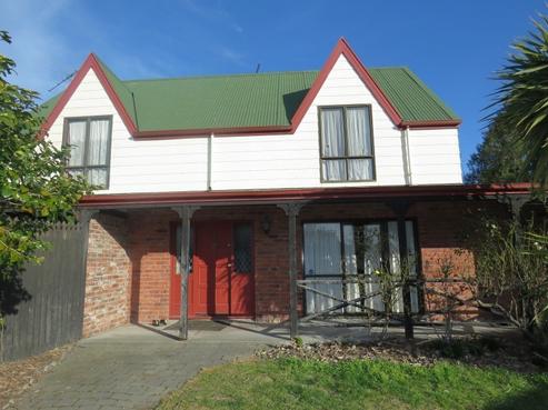 27 Churchill Avenue, Allenton
