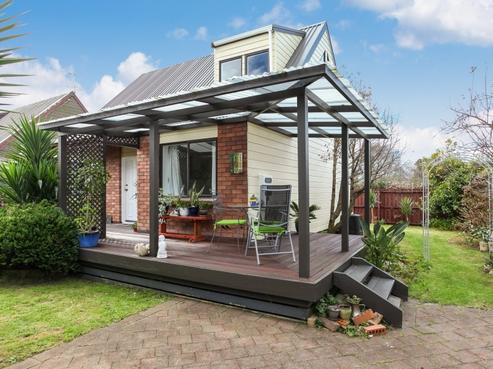 28B Ross Martin Court, Conifer Grove