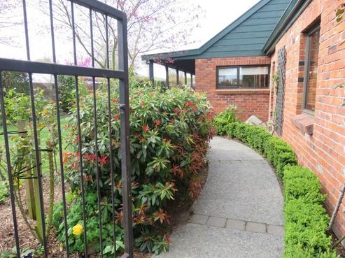 14 Churchill Avenue, Allenton