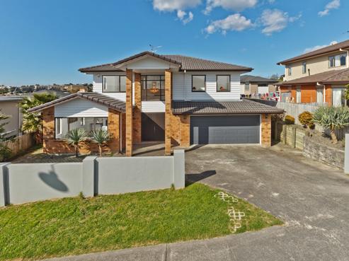 92 Medallion Drive, Oteha
