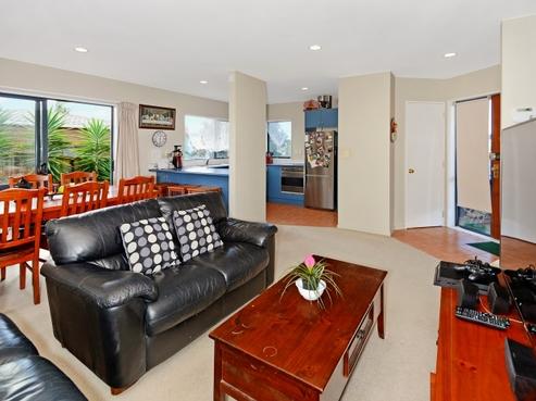 217B Onewa Road, Birkenhead