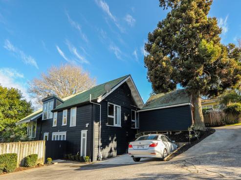 13A Tallington Crescent, Torbay