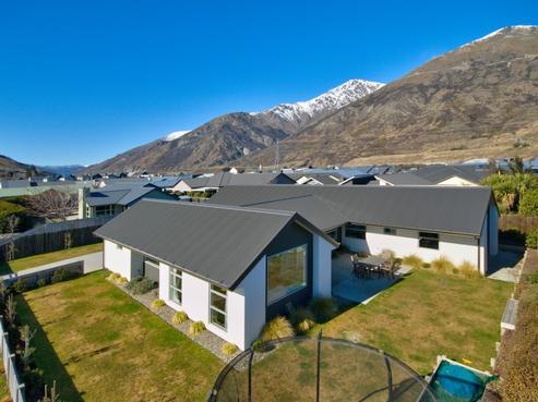 60 Howards Drive, Lake Hayes Estate