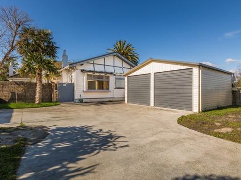 703 Whitehead Road, Saint Leonards