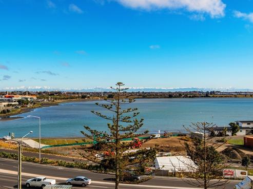 6 Saint Andrews Hill Road, Mount Pleasant