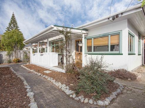 2 Whitfield Street, Sumner