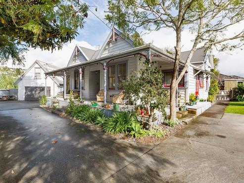 24 Armstrong Avenue, Woodhill