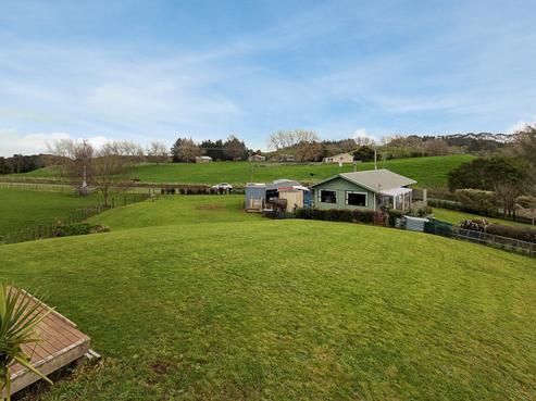 7 Sharpe Road, Pukekawa