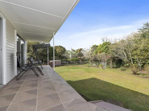 27 Saxbys Road, Deanwell