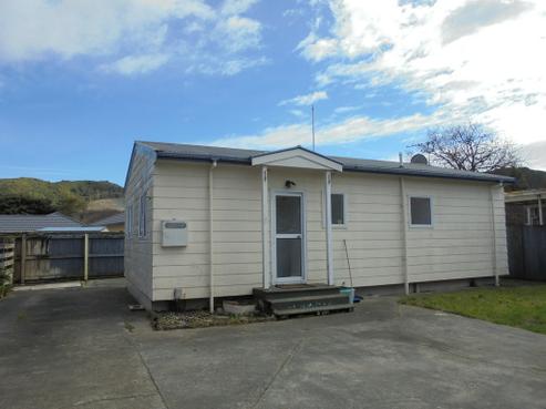 1/37 Biddle Crescent, Taita