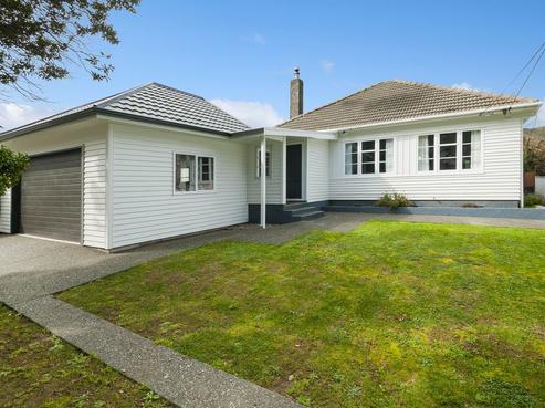 54 Hall Crescent, Epuni