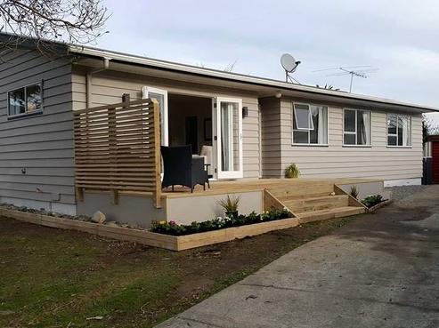 111 California Drive, Totara Park