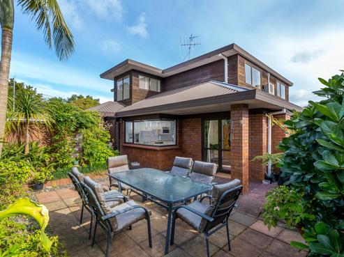 25B Beach Road, Pahurehure