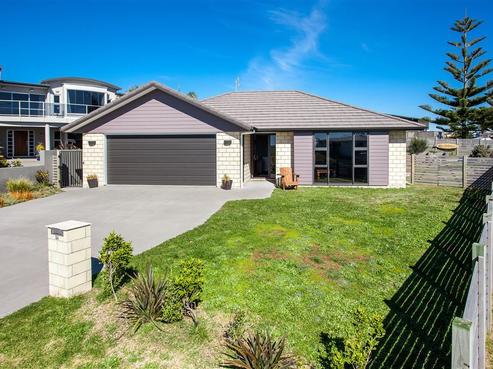 24 Anchorage Grove, Coastlands