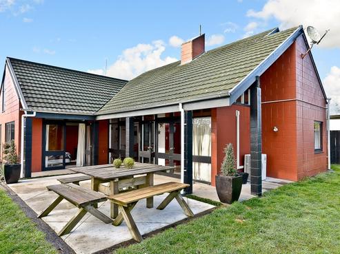 57 Bruce Avenue, Glenview