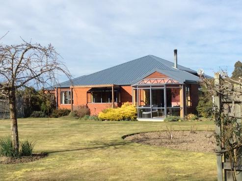 1620 Clintons Road, Darfield