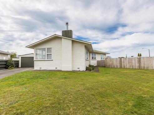 602 Willow Place, Akina