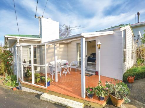 25 Derwent Street, Helensburgh