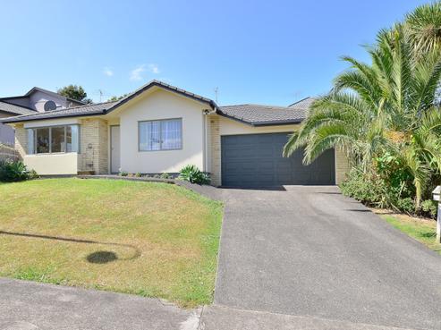 2/3 Ellenbury Place, Stanmore Bay