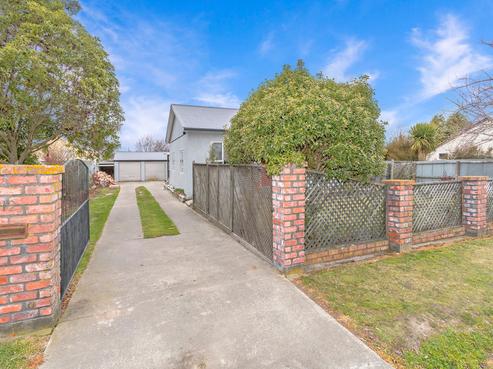 12 Railway Street, Sefton