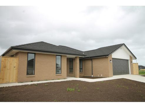 38 Paso Fino Crescent, Karaka
