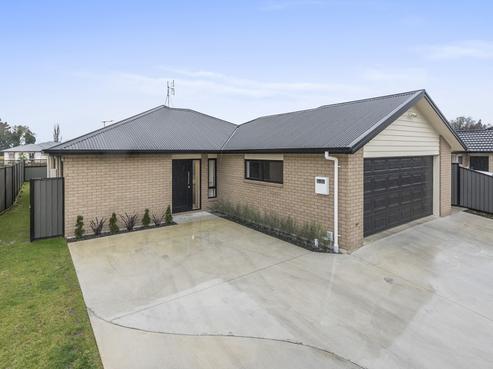 77 Stan Heather Drive, Deanwell