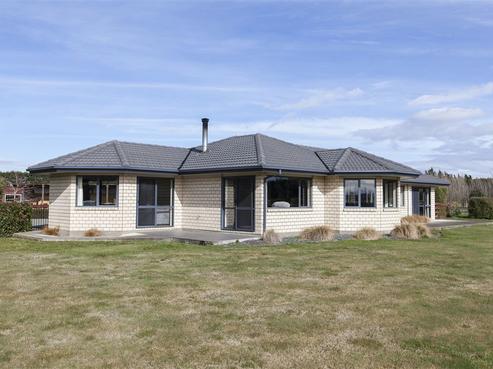 989 Harewood Road, West Eyreton
