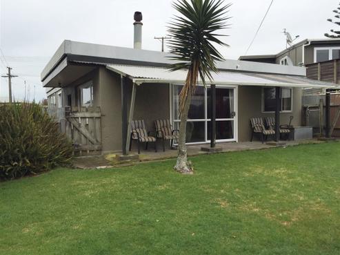 2 Battiscombe Terrace, Waitara