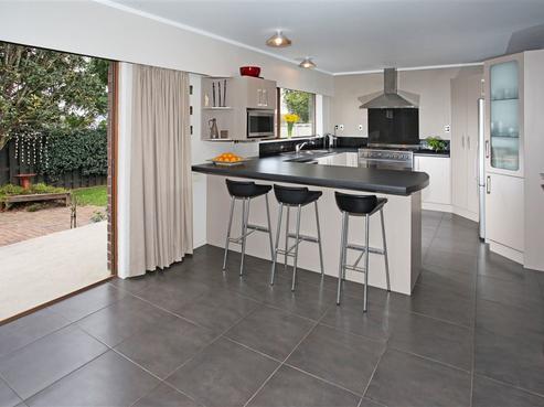 25 Rushgreen Avenue, Pahurehure
