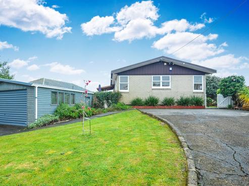 15 Hamurana Place, Te Atatu Peninsula