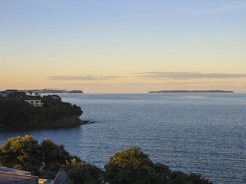 9 Bournemouth Terrace, Murrays Bay