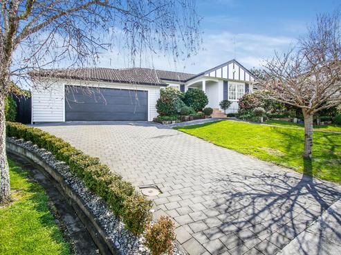 12 Antilla Place, Half Moon Bay
