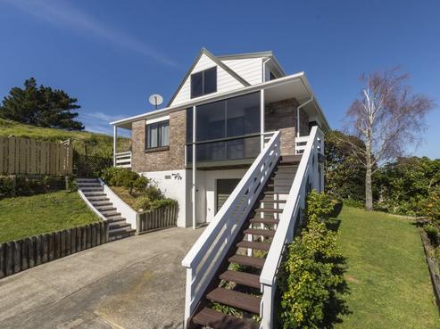 6 Philomel Crest, Welcome Bay