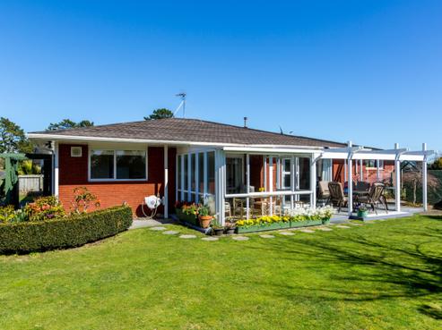 44 Wesley Avenue, Frankleigh Park