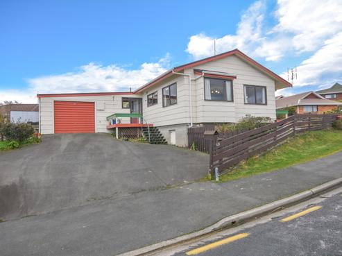 121 Highcliff Road, Shiel Hill