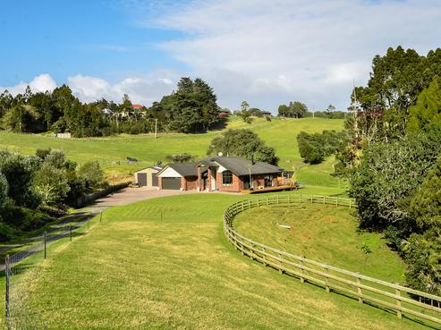 302 Muriwai Valley Road, Muriwai