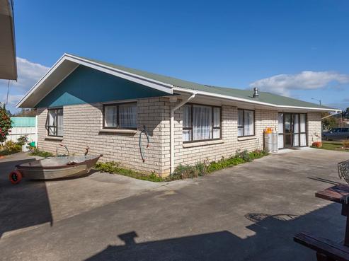 220 Chartwell Avenue, Whangamata