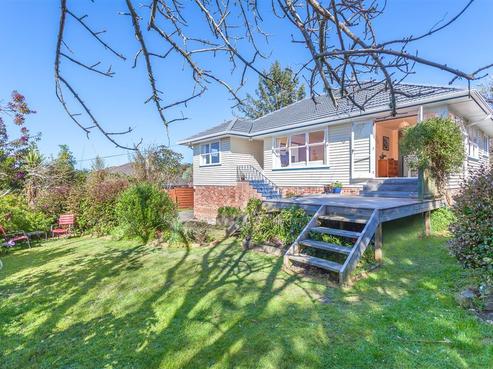 93 Stottholm Road, Titirangi