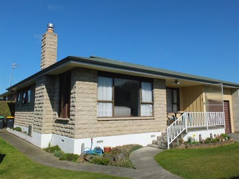 2/88B Avenue Road, West End