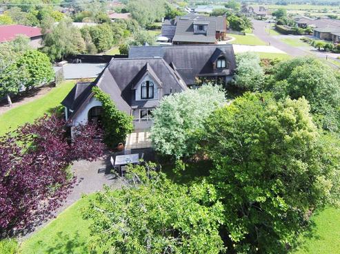 6 Mark Williams Place, Clevedon
