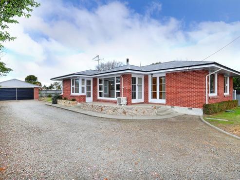 24 Holmes Street, Darfield