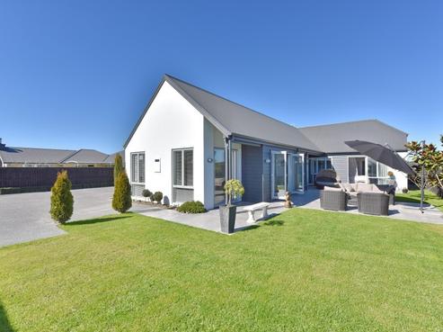 6 Holly Place, Rangiora