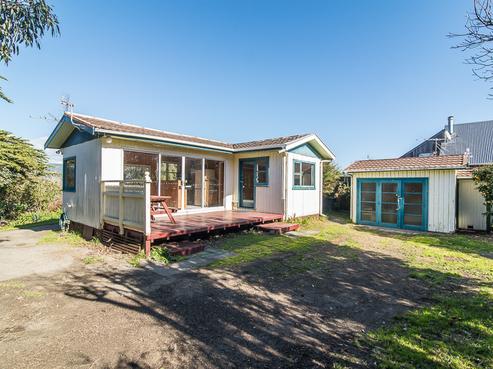 23 William Street, Waikanae Beach