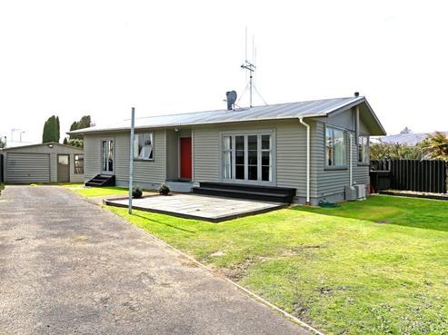 86 Saxbys Road, Deanwell
