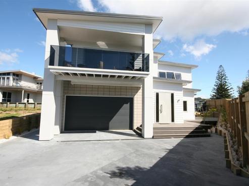 105 Mooloo Crescent, Whangamata