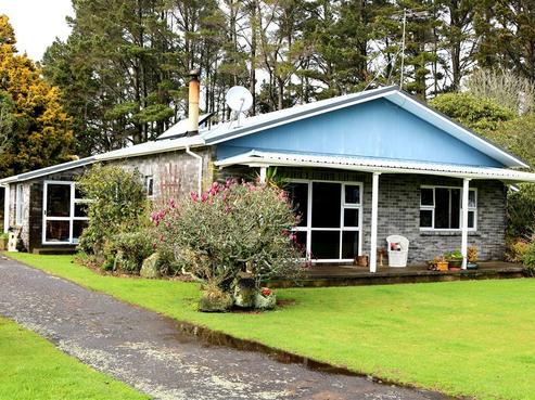 168 Cross Road, Lepperton