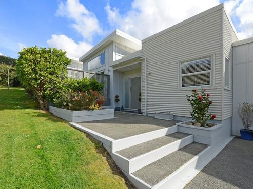 10 Sylvan Way, Silverstream