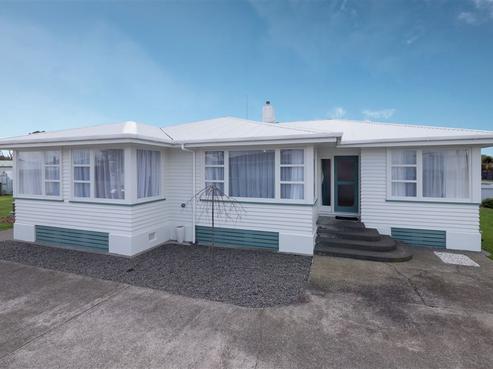 12 Pacey Avenue, Hawera